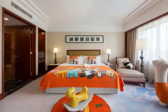 Yanyuan International - 24