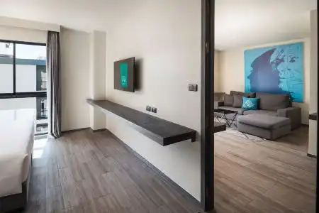 Cross Vibe Bangkok Sukhumvit - formerly X2 Vibe Bangkok Sukhumvit - SHA Plus - 51