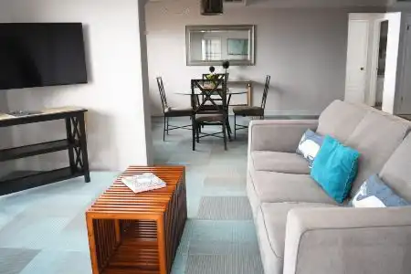 La Jolla Cove Suites - 52