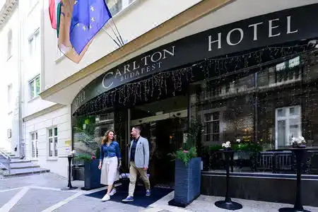 Exe Carlton Budapest - 0