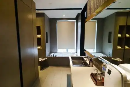 MiniMax Premier Shanghai Hongqiao - 130
