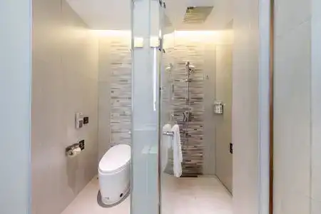GreenTree Inn Pudong Airport Huaxia East Road Lingkong Road Metro Station Express - 33