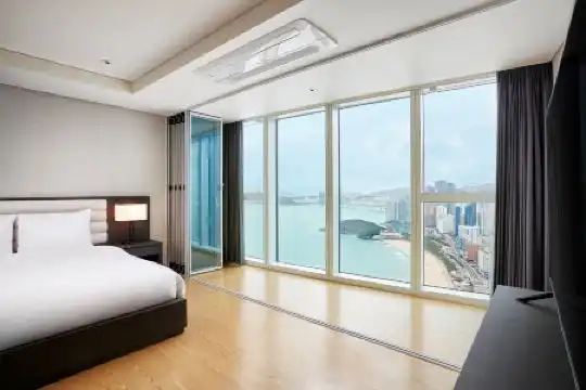 Grand Lct Residence - 93