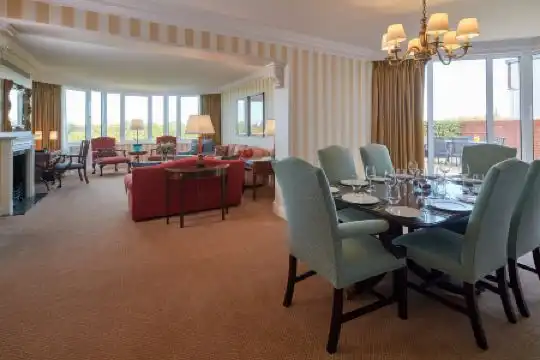 Cheval Thorney Court at Hyde Park - 101