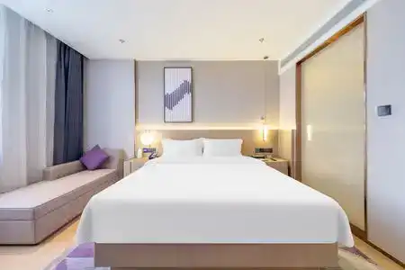 GreenTree Inn Pudong Airport Huaxia East Road Lingkong Road Metro Station Express - 19