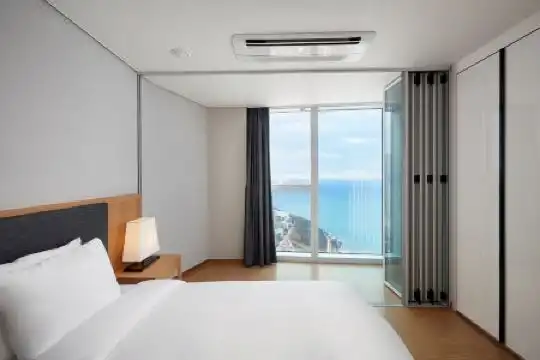 Grand Lct Residence - 63