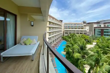 Sanya Yazhou Bay Resort, Curio Collection by Hilton - 25