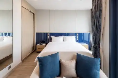 S Sriracha & Residence - 57