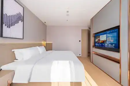 GreenTree Inn Pudong Airport Huaxia East Road Lingkong Road Metro Station Express - 30