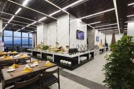 EMERALD BAY & SPA - 6