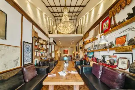 Qintai Tibetan Culture Boutique - 2