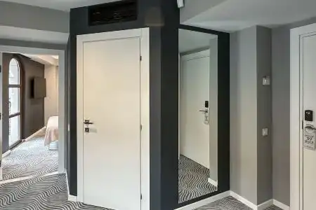 Silver 39 Boutique & Terrace - 77