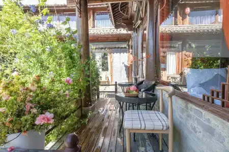 Lijiang Suhe Xiaoyu - 40