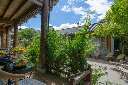Lijiang Suhe Xiaoyu - 60