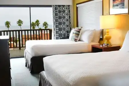 La Jolla Cove Suites - 47