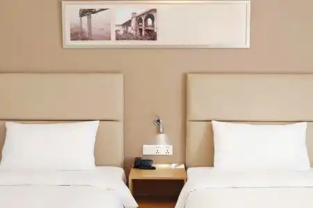 Citadines Zhuankou - 11