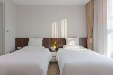 EMERALD BAY & SPA - 16