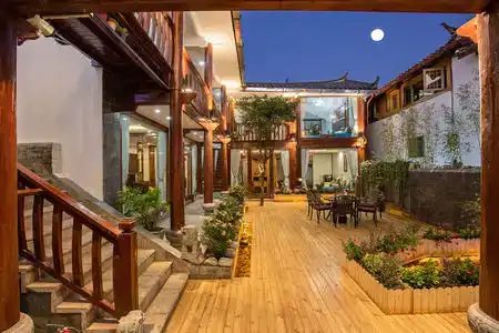 Butterfly Inn - 5