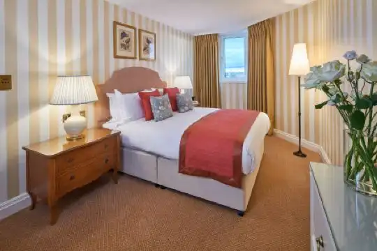 Cheval Thorney Court at Hyde Park - 97