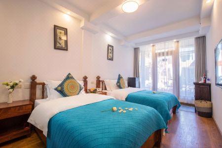 Butterfly Inn - 11