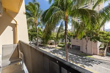 Castle Bamboo Waikiki - 9