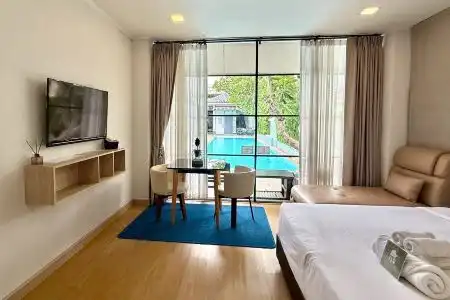 La Riva Boutique - 1