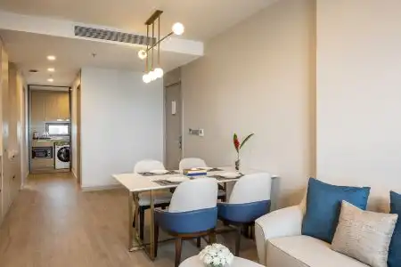 S Sriracha & Residence - 102