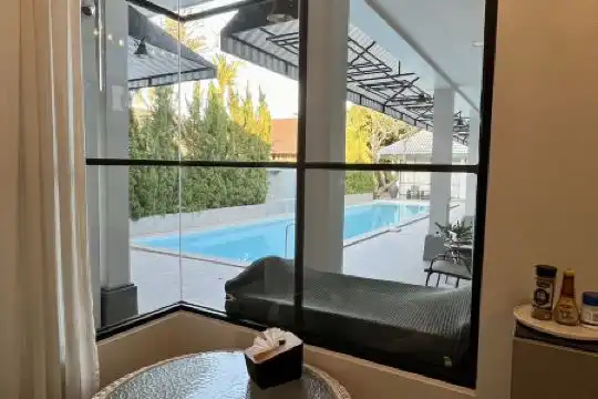 La Riva Boutique - 103