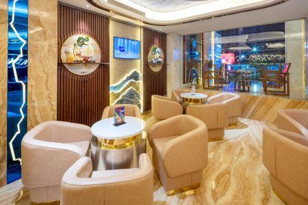 Winsuites Saigon - 9