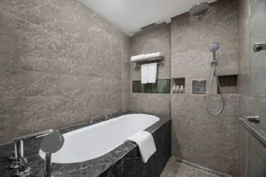 Ascott Ifc - 57