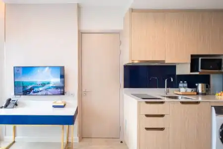 S Sriracha & Residence - 134