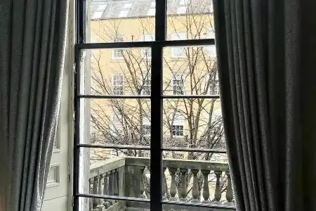 No. 11 Boutique & Brasserie - 42