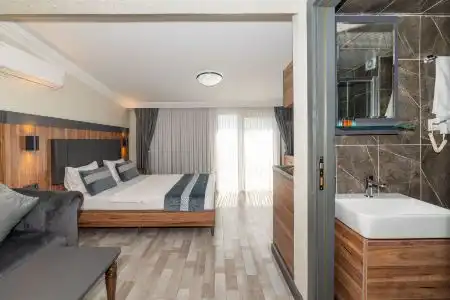 La Serena & Suites - 86