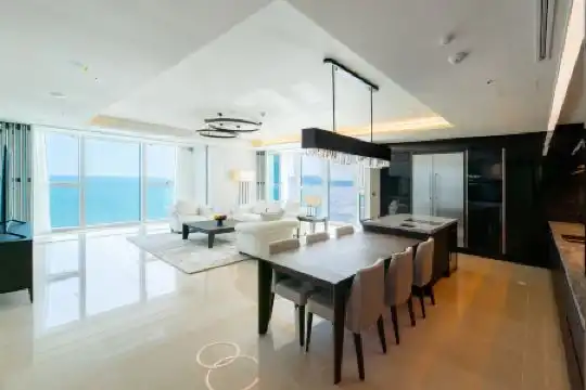 Grand Lct Residence - 131