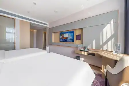 GreenTree Inn Pudong Airport Huaxia East Road Lingkong Road Metro Station Express - 12