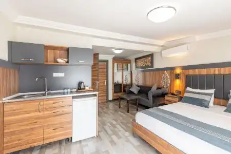 La Serena & Suites - 83