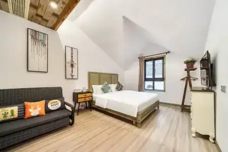 Tranquil Inn - 2