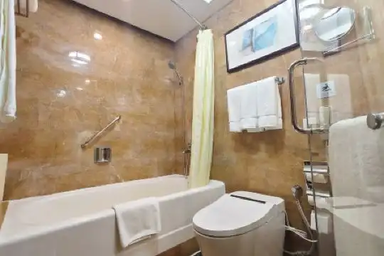 Yanyuan International - 107