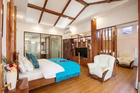 Butterfly Inn - 1