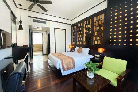 Halong Palace - 2
