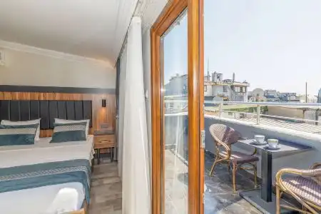 La Serena & Suites - 89