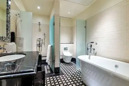 The Lalit London - 129