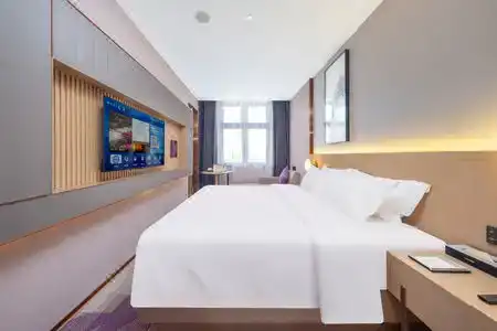 GreenTree Inn Pudong Airport Huaxia East Road Lingkong Road Metro Station Express - 39