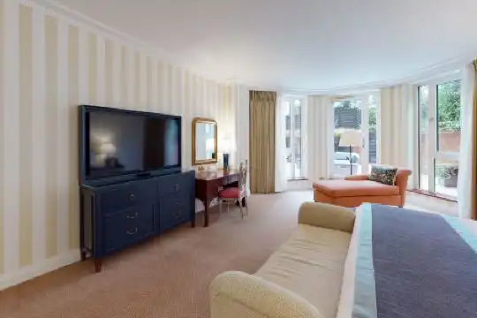 Cheval Thorney Court at Hyde Park - 64