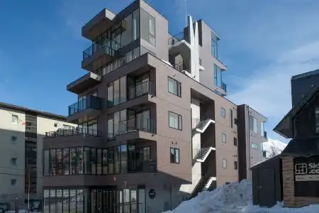 M Niseko - 3