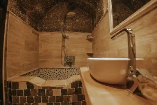 Vintage Cave House - 86