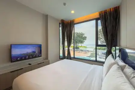 S Sriracha & Residence - 139