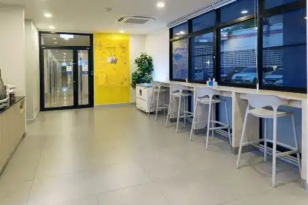 Hop Inn Nan - 9