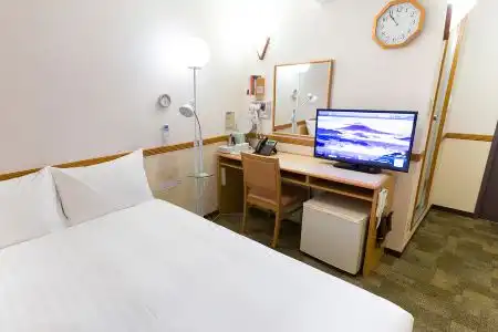 Toyoko Inn Naha Omoromachi Ekimae - 8