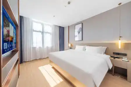GreenTree Inn Pudong Airport Huaxia East Road Lingkong Road Metro Station Express - 29